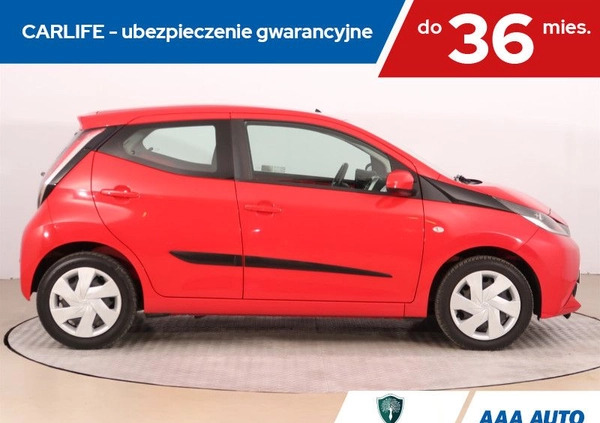 Toyota Aygo cena 33000 przebieg: 59255, rok produkcji 2015 z Miastko małe 211